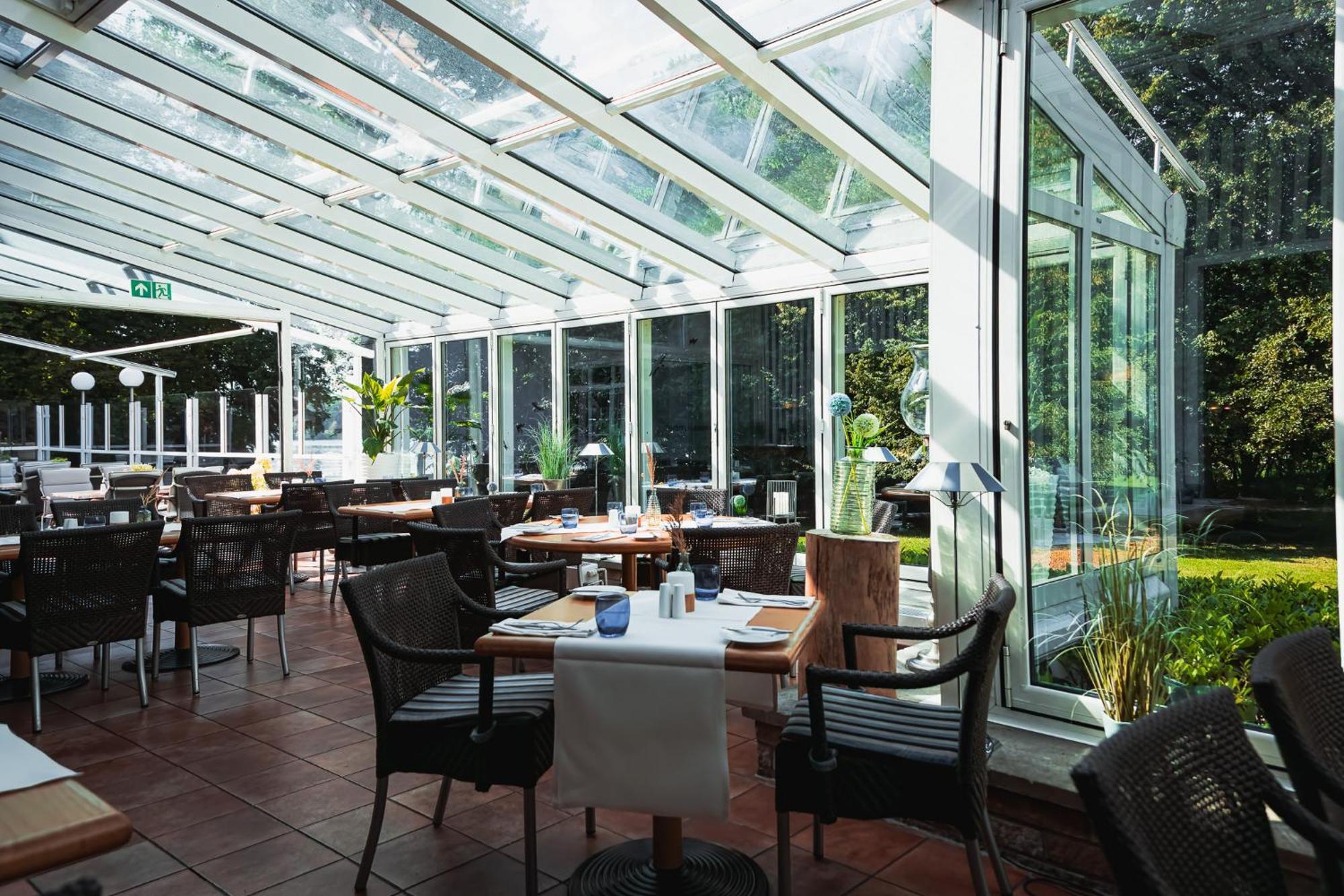 Seehotel Frankenhorst - BW Signature Collection Schwerin  Bagian luar foto
